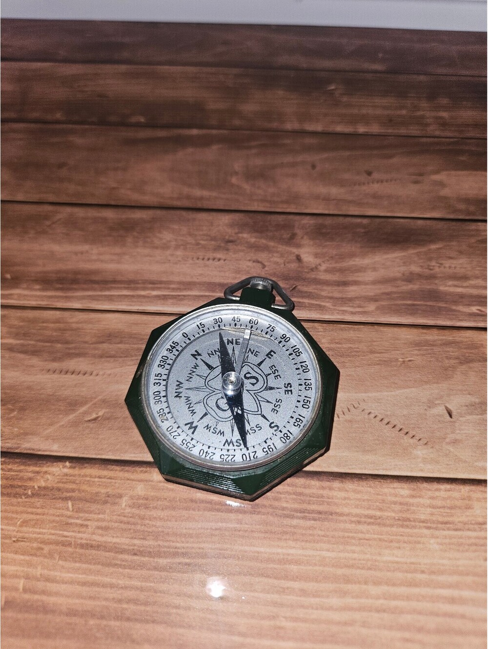 Vintahe bakelight scout compass